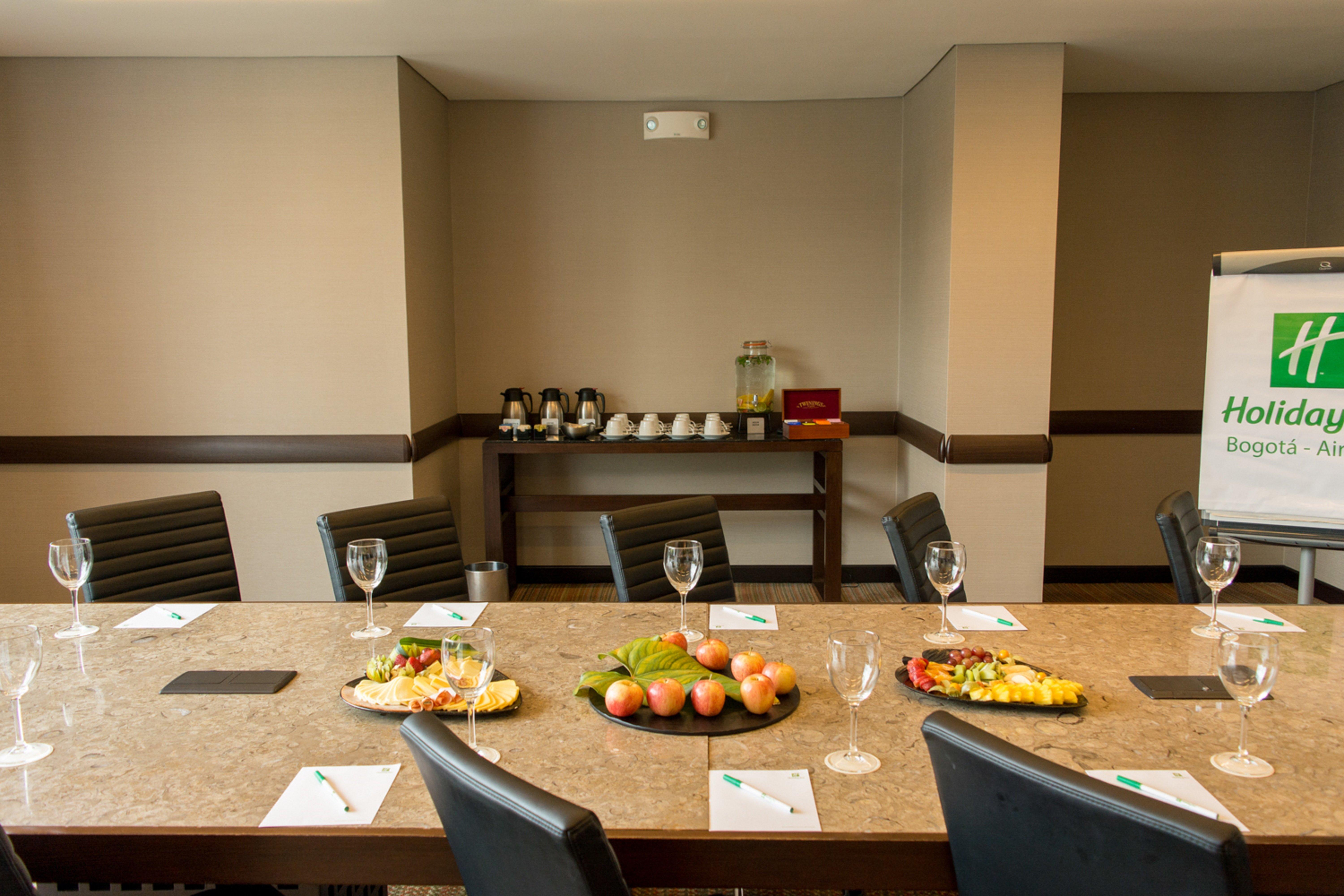 Holiday Inn Bogota Airport By Ihg Ngoại thất bức ảnh