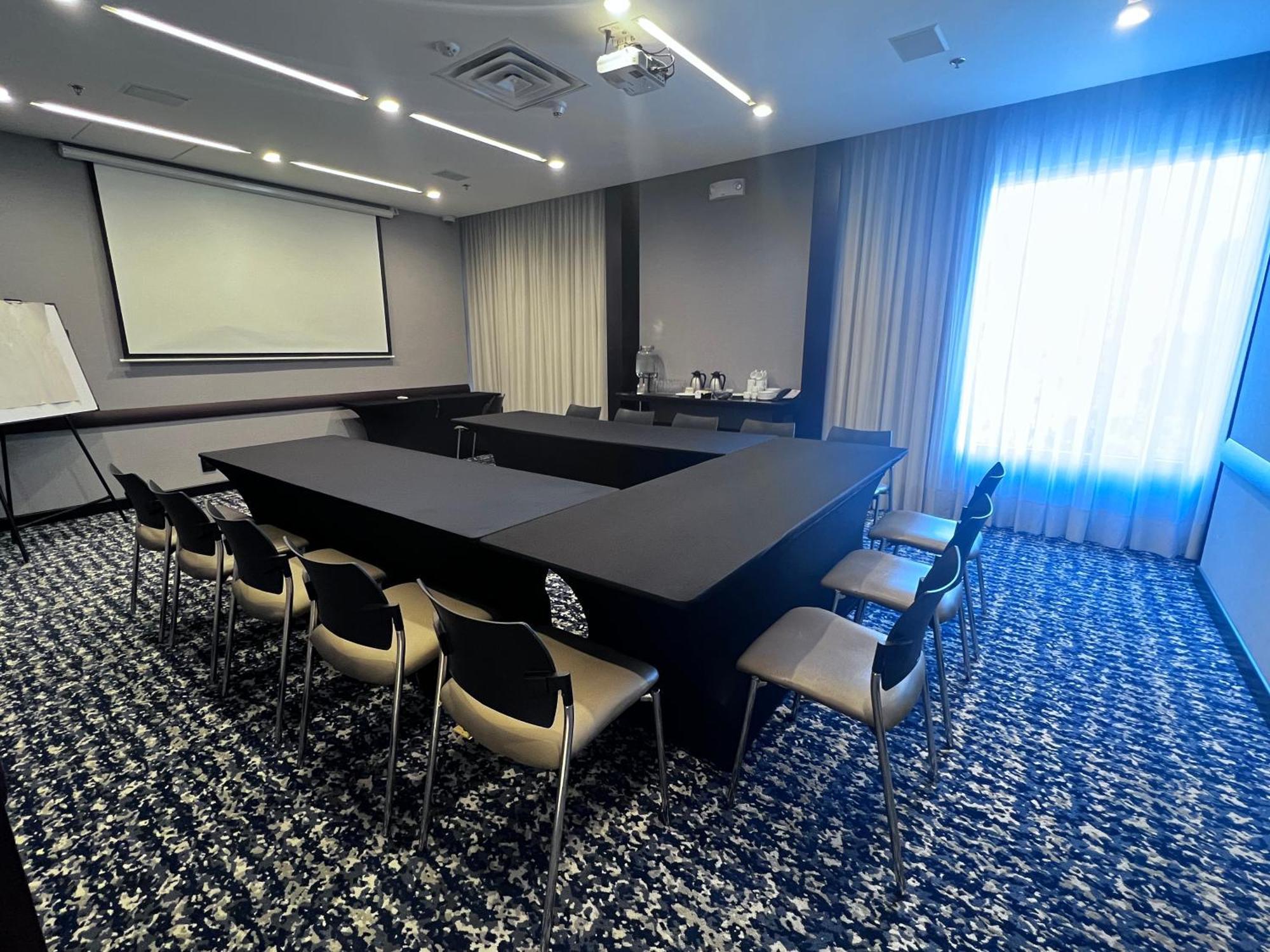 Holiday Inn Bogota Airport By Ihg Ngoại thất bức ảnh
