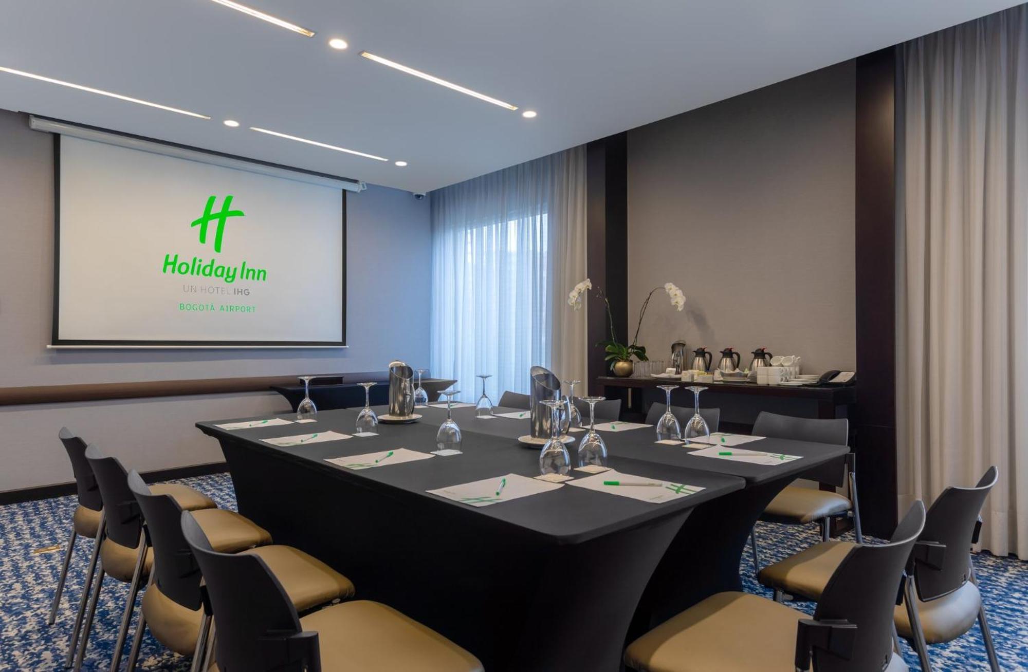 Holiday Inn Bogota Airport By Ihg Ngoại thất bức ảnh
