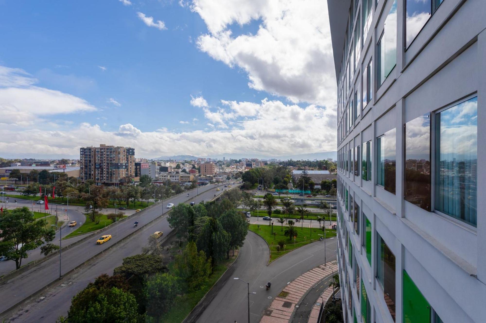 Holiday Inn Bogota Airport By Ihg Ngoại thất bức ảnh
